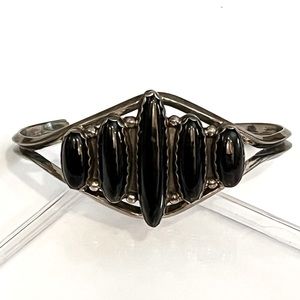 Signed - Wayne Etsitty, Navajo. Vintage Large Sterling Silver Onyx Cuff